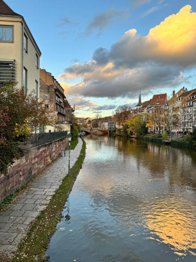 Magnifique Appart Cote Cathedrale Strasbourg Luaran gambar